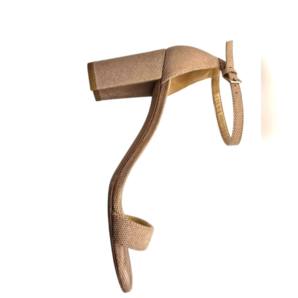 7.5 Stuart Weitzman Tan Ankle Strap Sandals